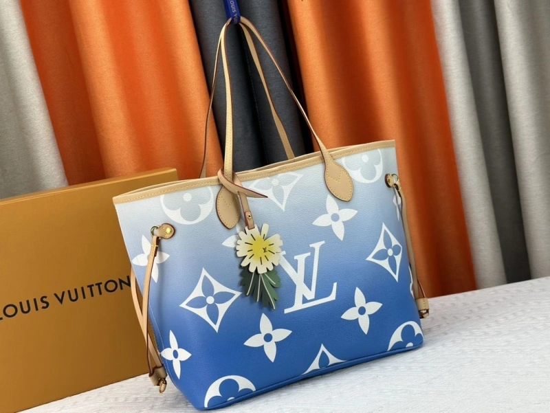 LV Shopping Bags 4233G-0446