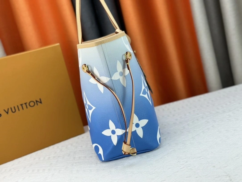 LV Shopping Bags 4233G-0446