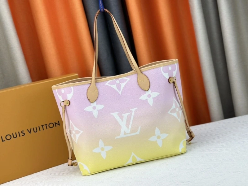 LV Shopping Bags 4233G-0447