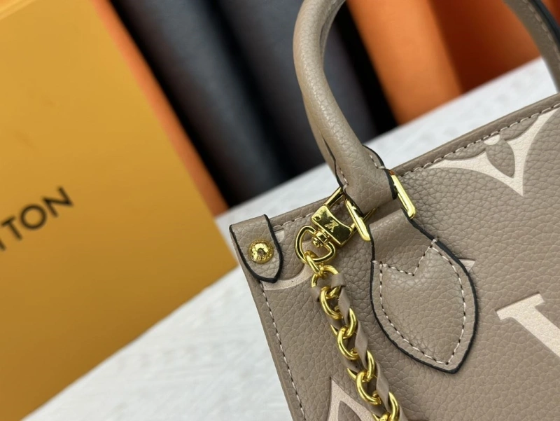 LV Shopping Bags 4233G-0458