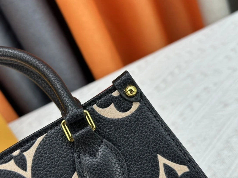 LV Shopping Bags 4233G-0460