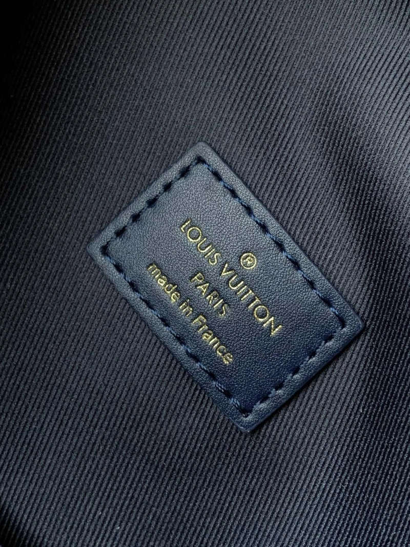 LV Backpacks 4233G-0470