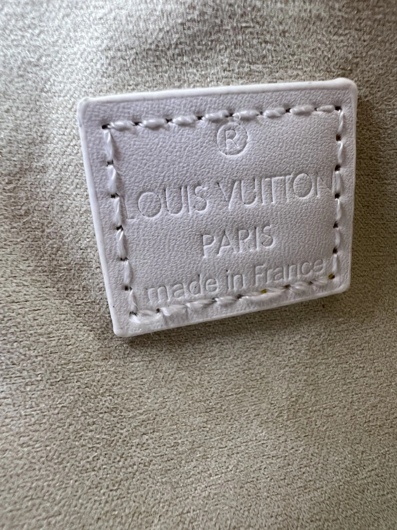 LV Box Bags 4233G-0488