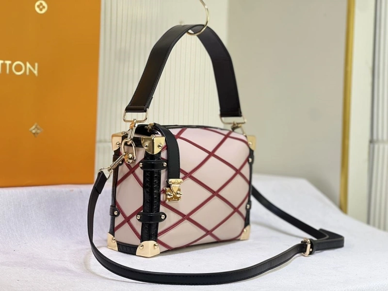 LV Box Bags 4233G-0489