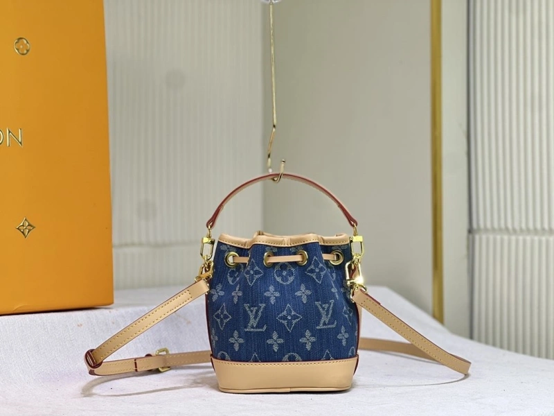LV Bucket Bags 4233G-0501