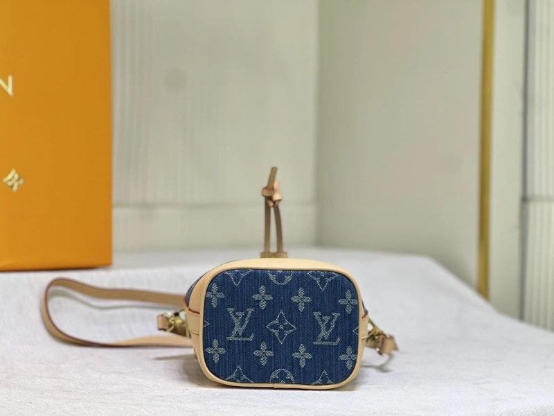LV Bucket Bags 4233G-0501