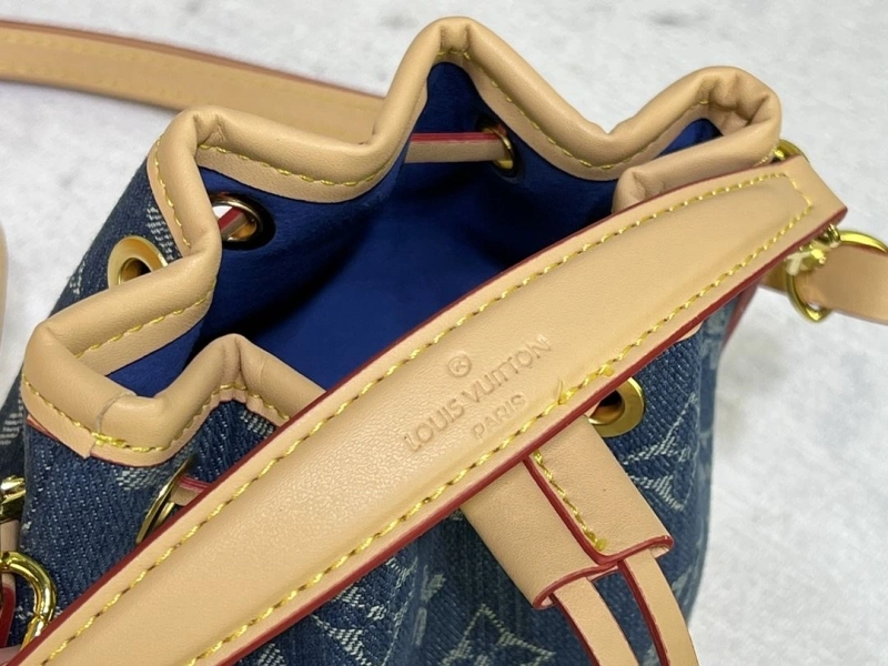 LV Bucket Bags 4233G-0501