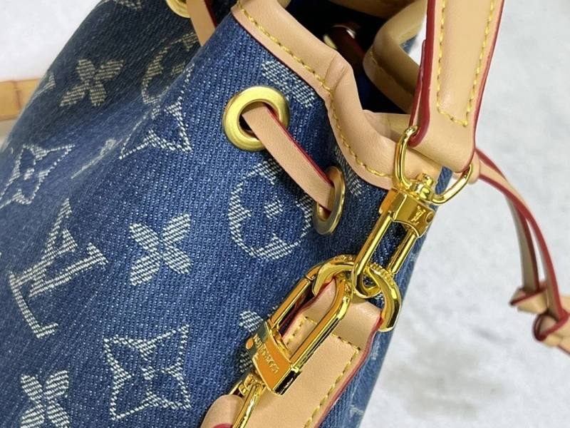 LV Bucket Bags 4233G-0501
