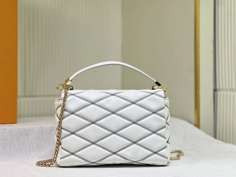 lv twist De*1m bags 4233g-0508