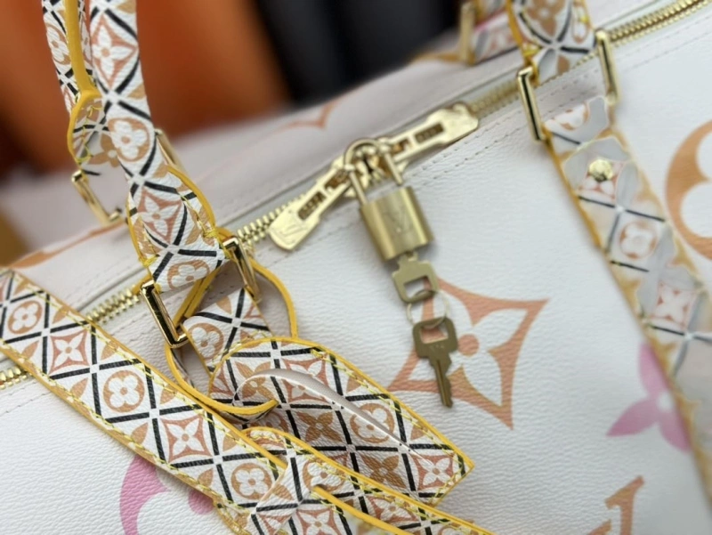 LV Travel Bags 4233G-0533