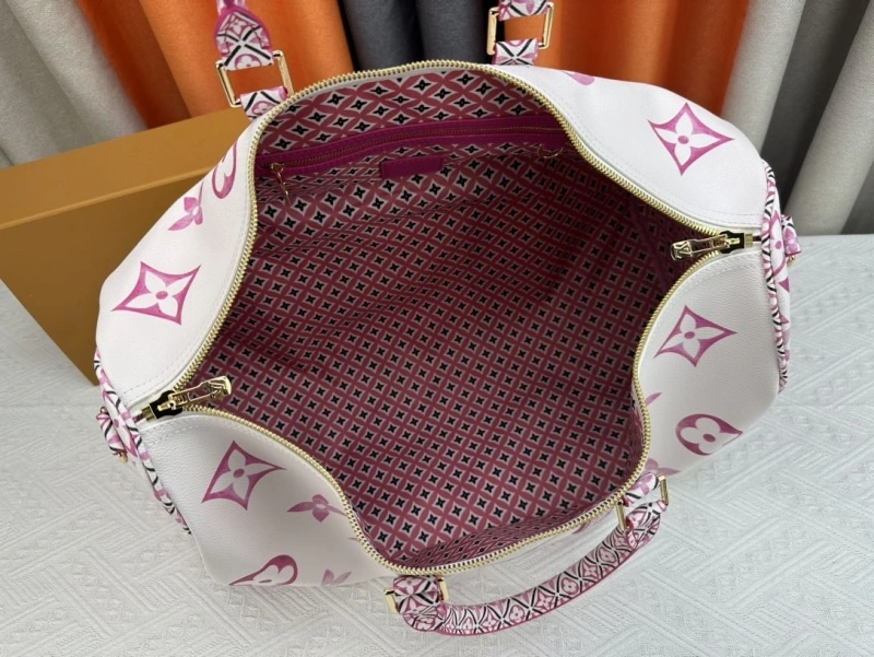 LV Travel Bags 4233G-0535