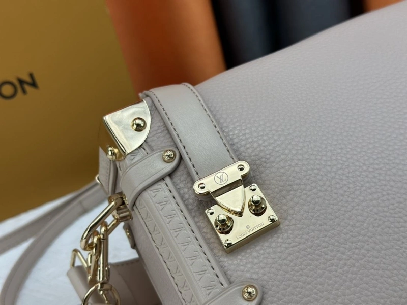LV Box Bags 4233G-0544