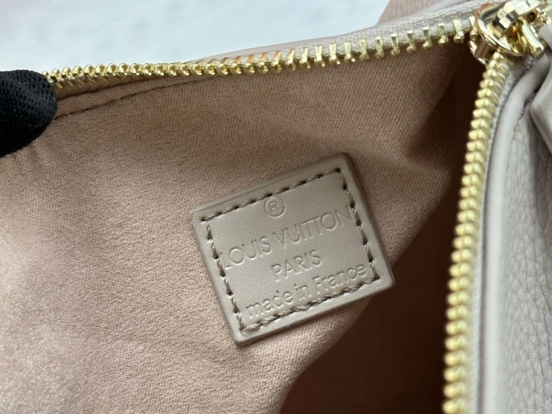 LV Box Bags 4233G-0544