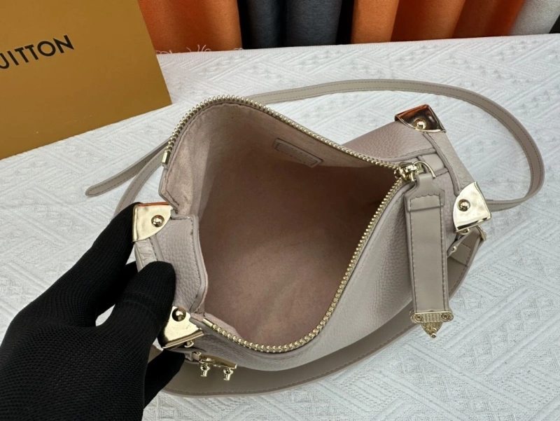 LV Box Bags 4233G-0544