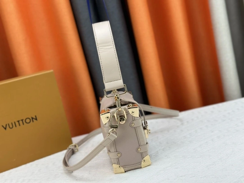LV Box Bags 4233G-0545