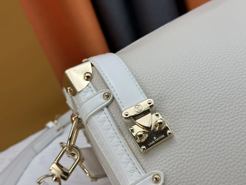 LV Box Bags 4233G-0546