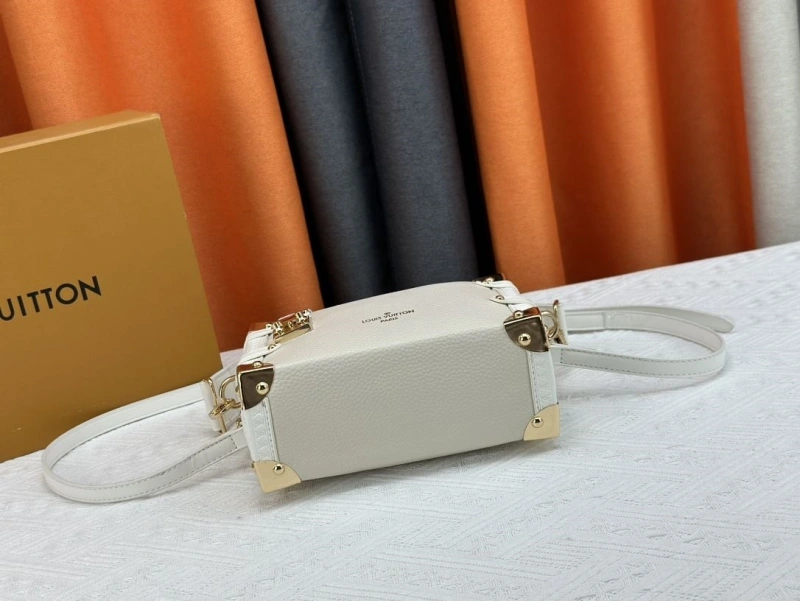 LV Box Bags 4233G-0547