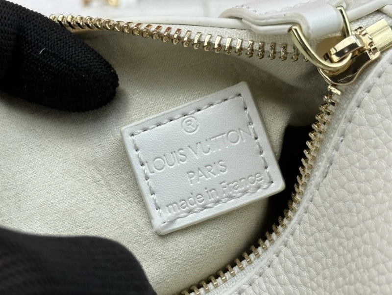 LV Box Bags 4233G-0547