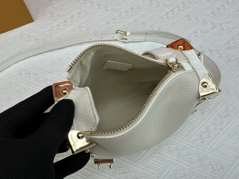 LV Box Bags 4233G-0547