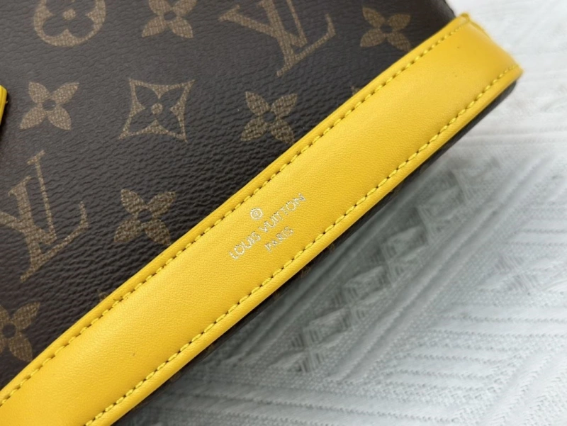 LV Top Handle Bags 4233G-0553