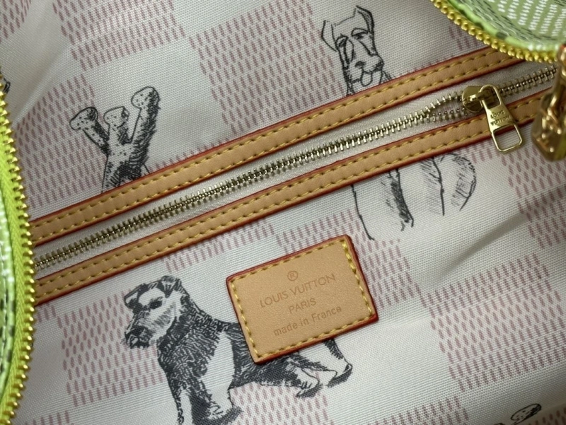 LV Travel Bags 4233G-0559