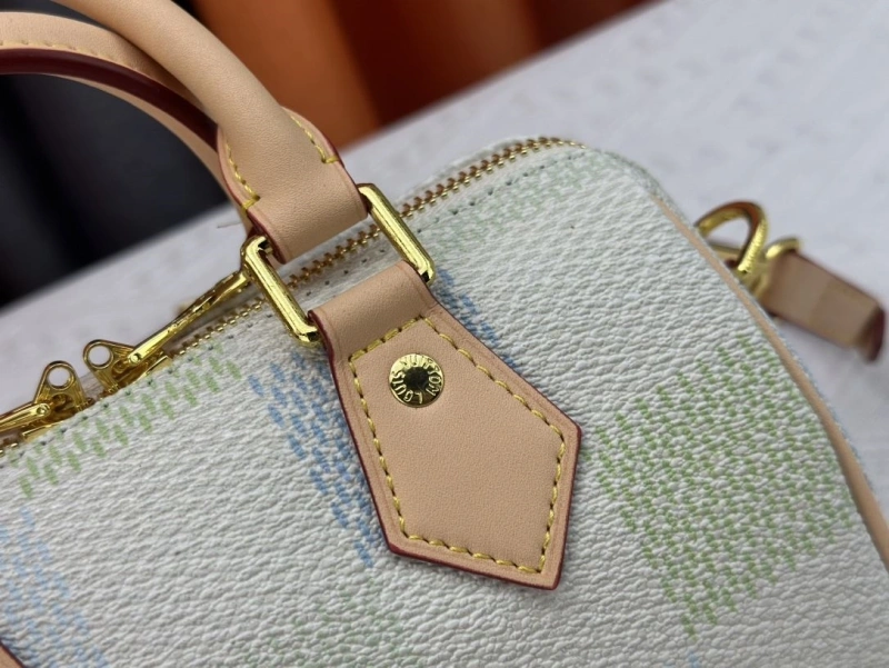LV Speedy Bags 4233G-0561