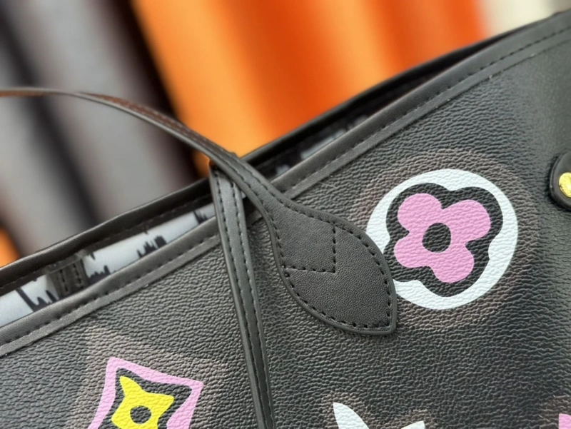 LV Shopping Bags 4233G-0562