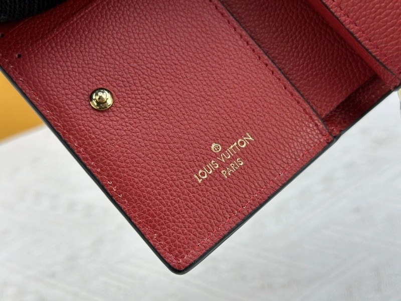 LV Wallets 4233G-0571