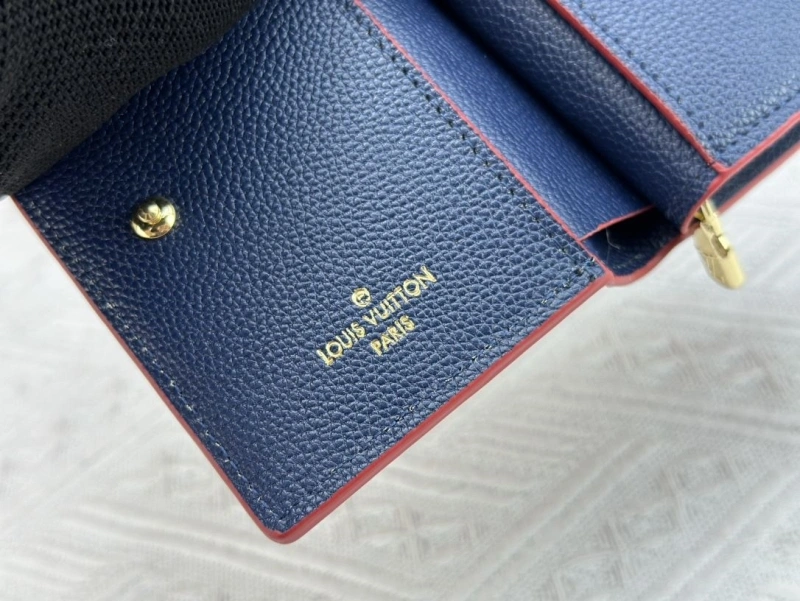 LV Wallets 4233G-0572