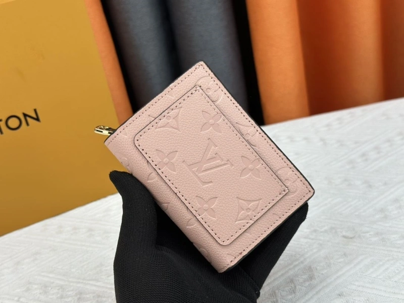 LV Wallets 4233G-0575