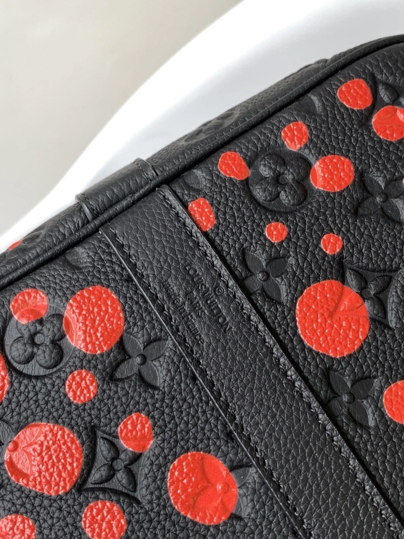 LV Travel Bags 4233G-0581
