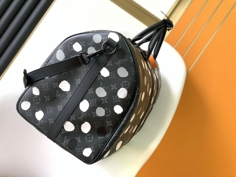 LV Travel Bags 4233G-0582