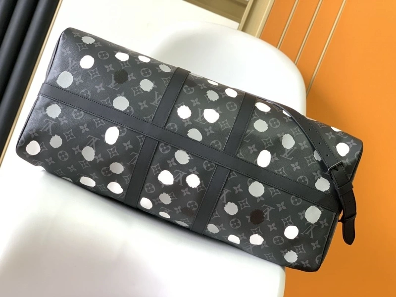 LV Travel Bags 4233G-0582
