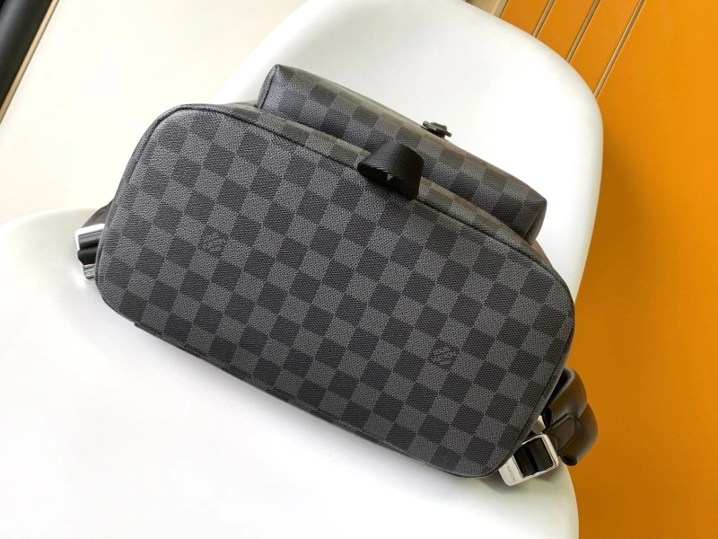 LV Backpacks 4233G-0591