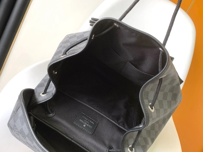 LV Backpacks 4233G-0591