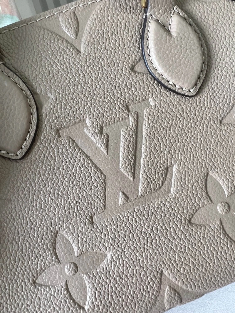 LV Shopping Bags 4233G-0607