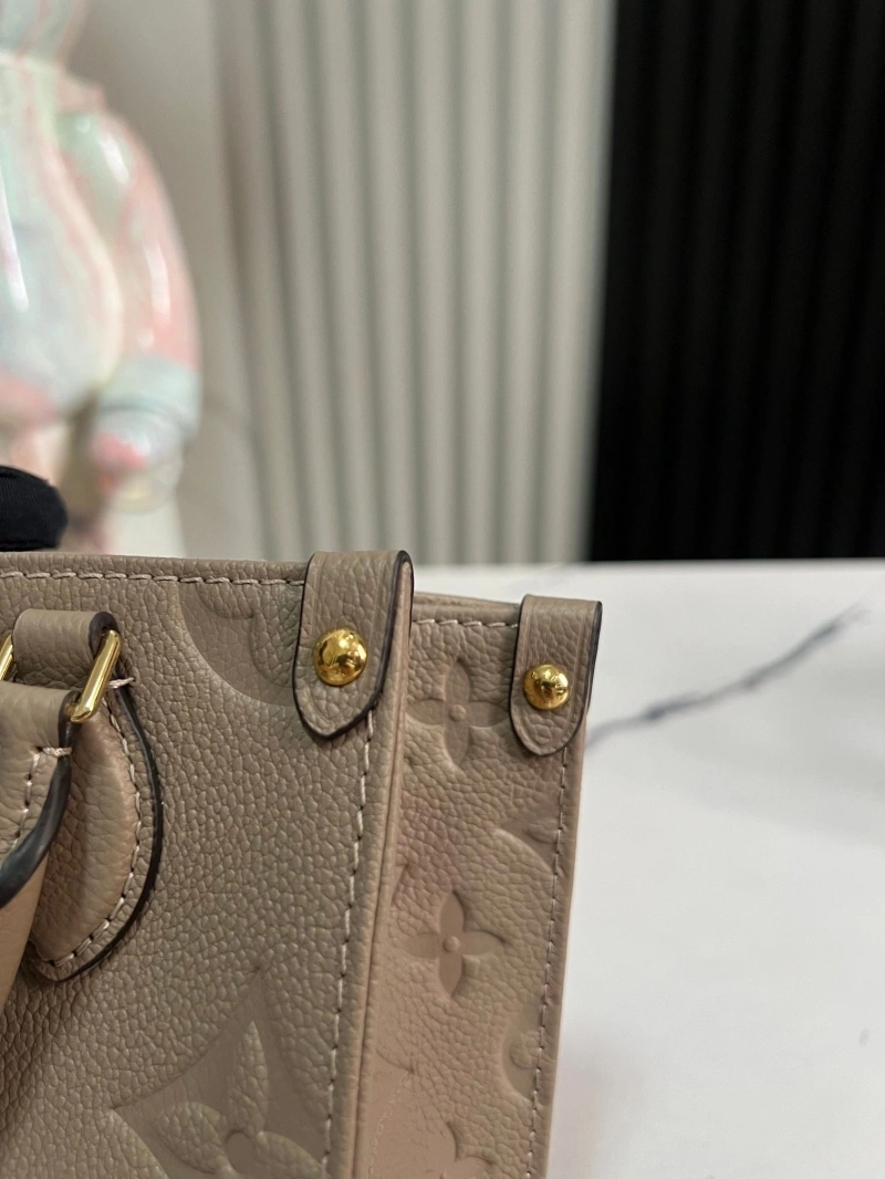 LV Shopping Bags 4233G-0607