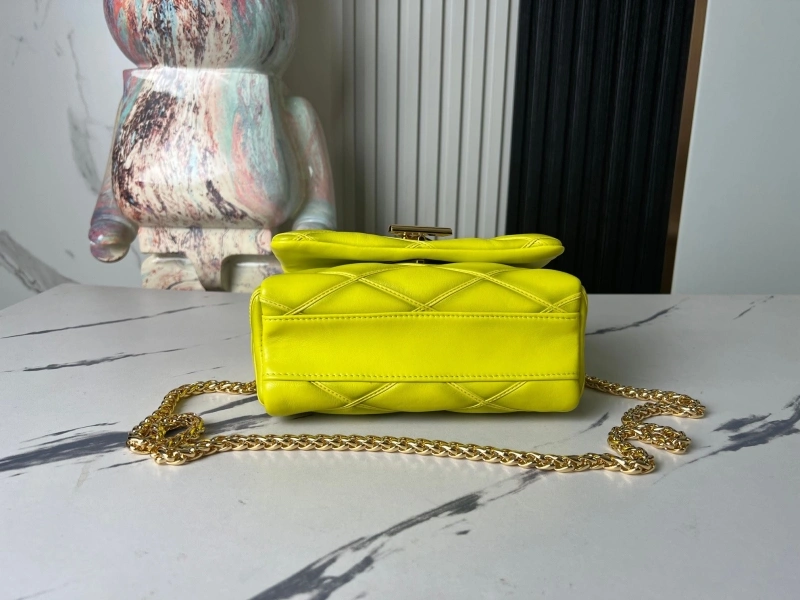 lv twist De*1m bags 4233g-0625