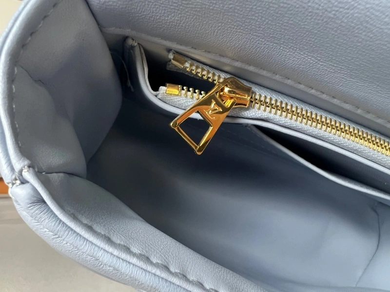lv twist De*1m bags 4233g-0626