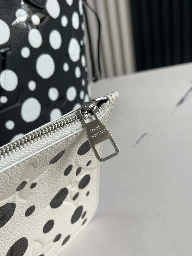LV Shopping Bags 4233G-0635