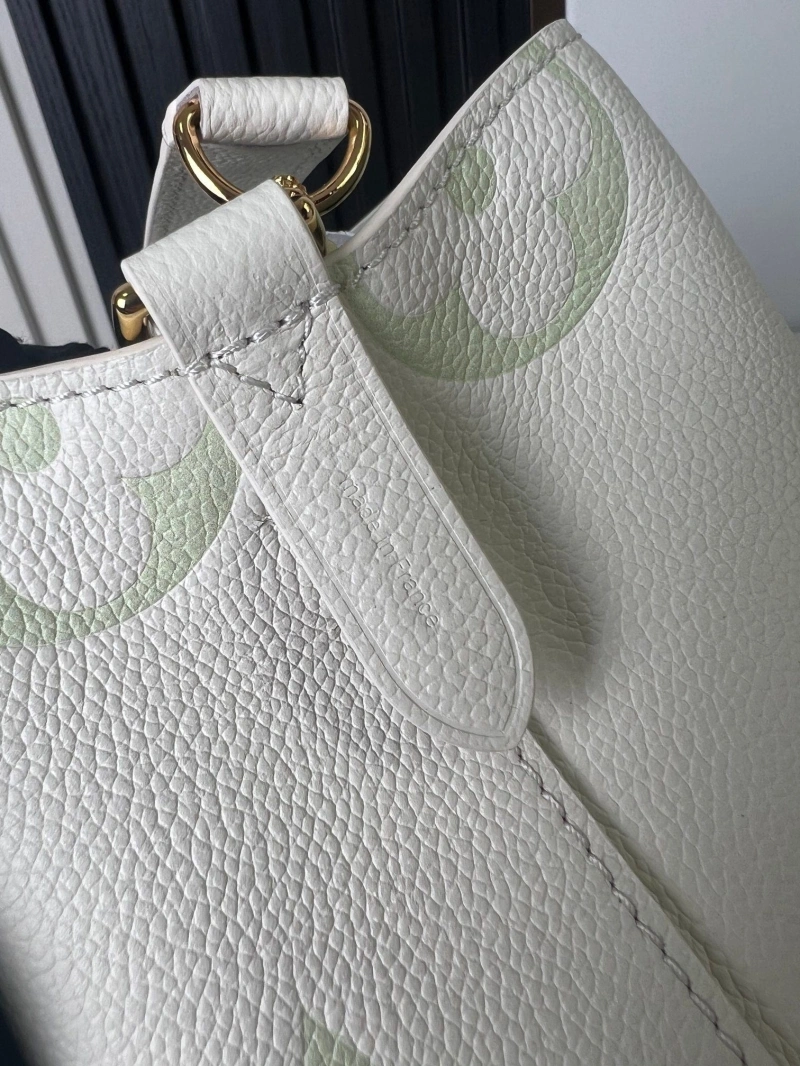 LV Bucket Bags 4233G-0641