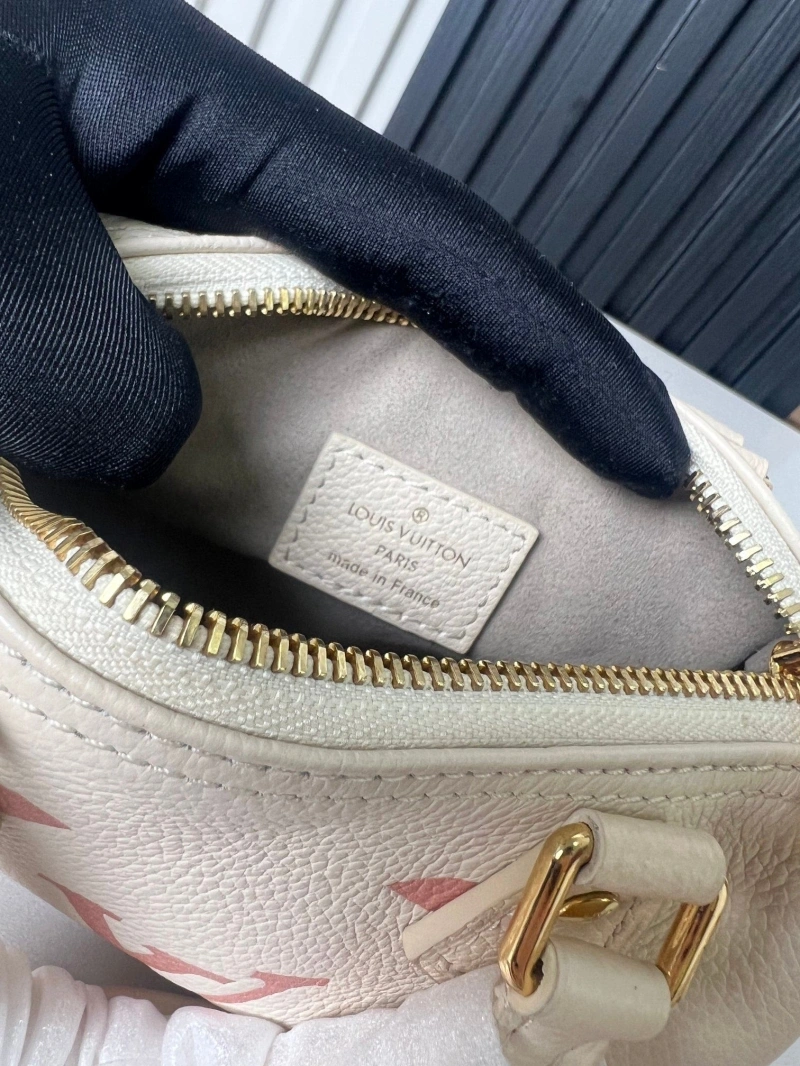 LV Speedy Bags 4233G-0643