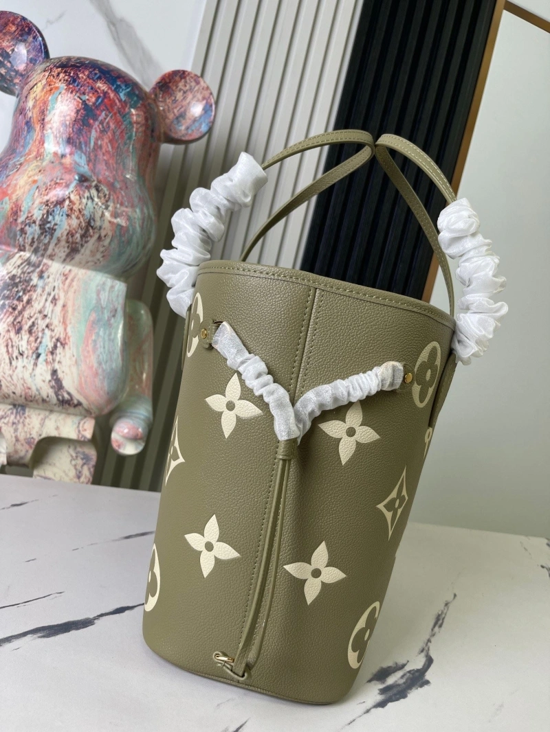LV Shopping Bags 4233G-0675