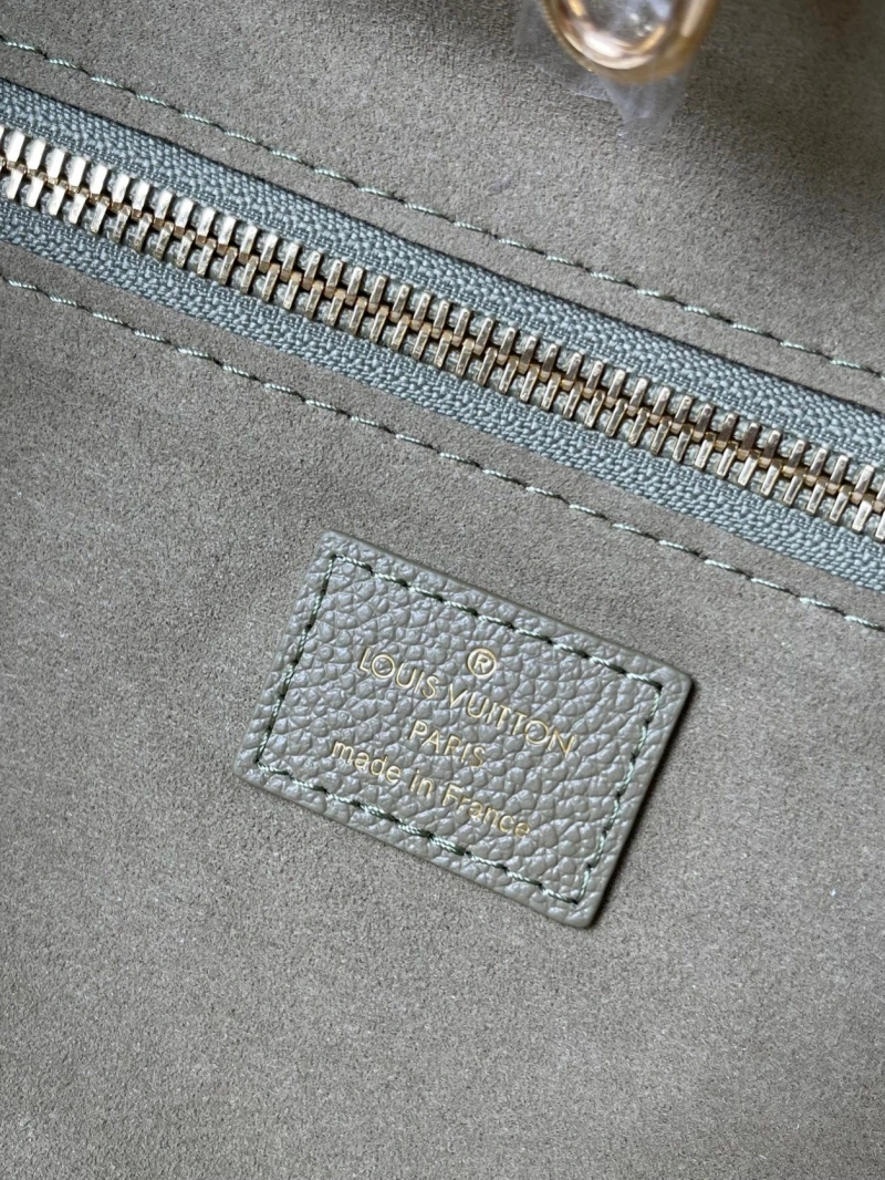 LV Shopping Bags 4233G-0675