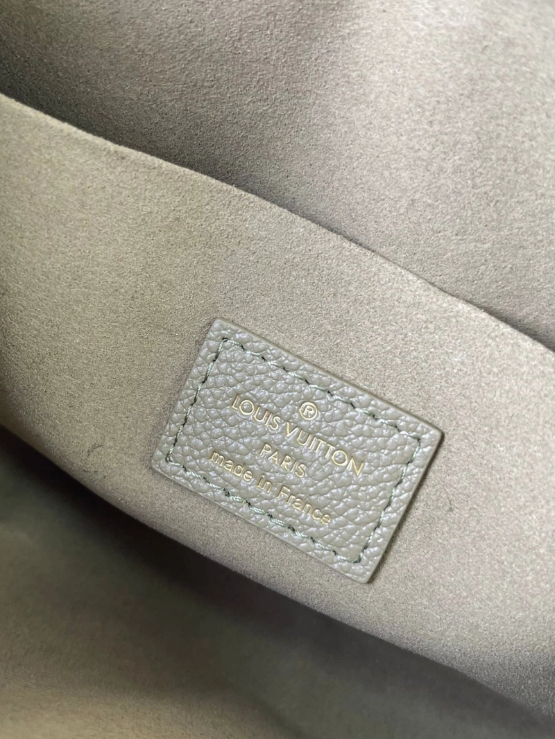 LV Satchel bags 4233G-0677