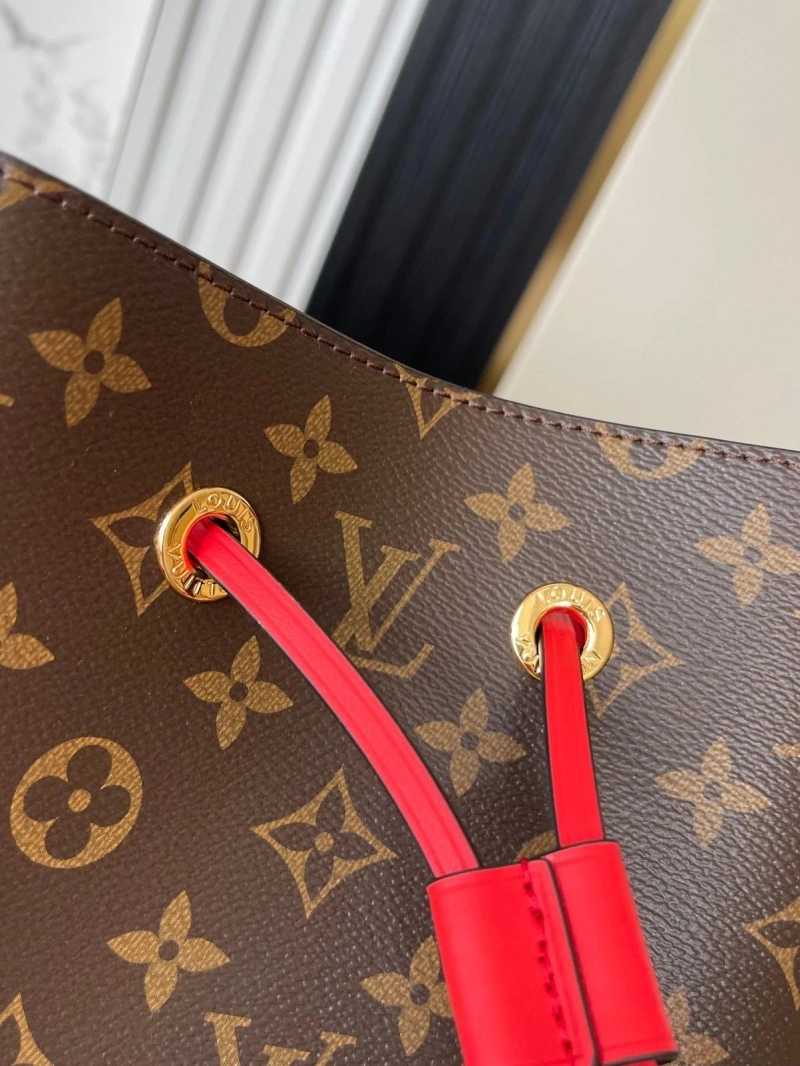 LV Bucket Bags 4233G-0684