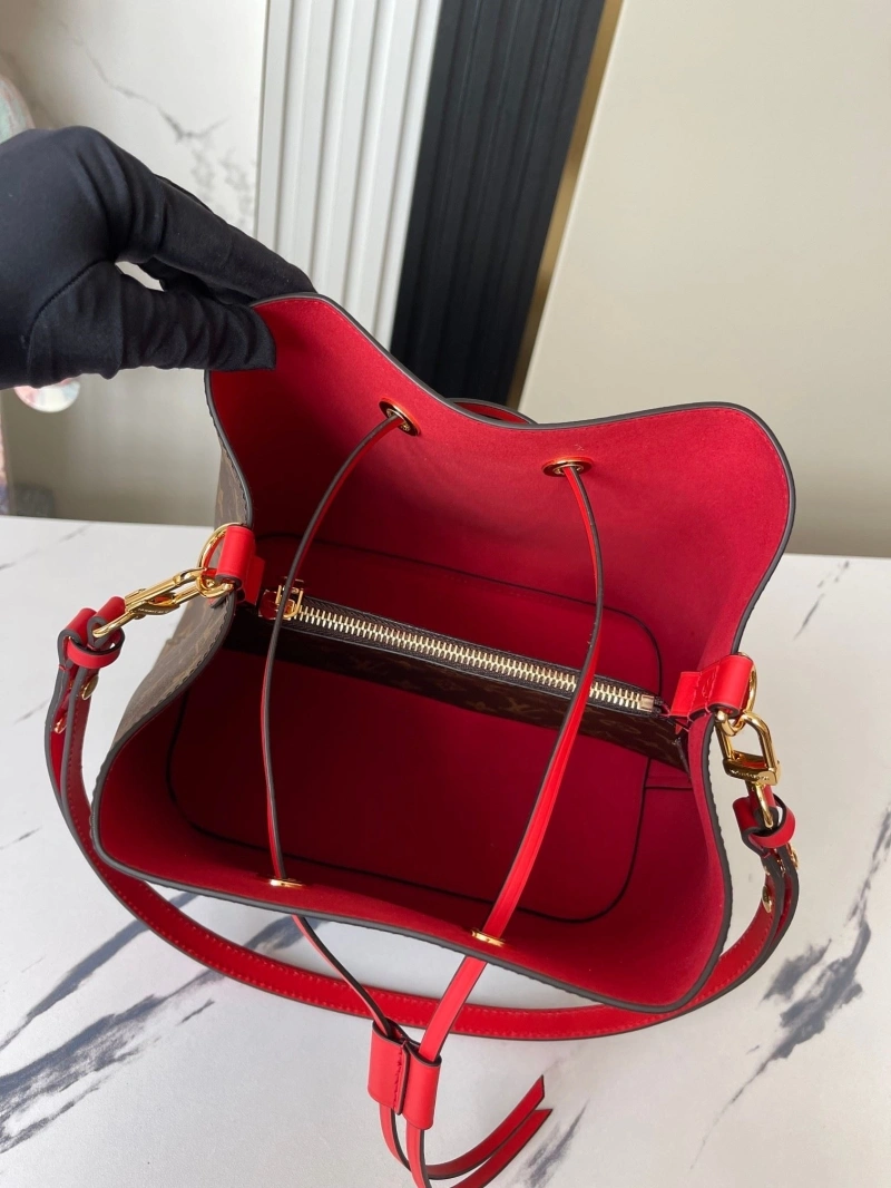 LV Bucket Bags 4233G-0684