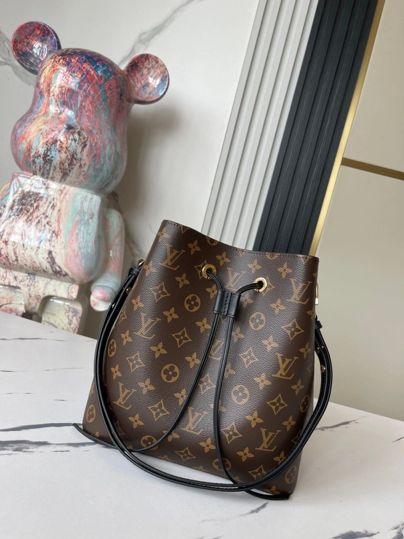 LV Bucket Bags 4233G-0685