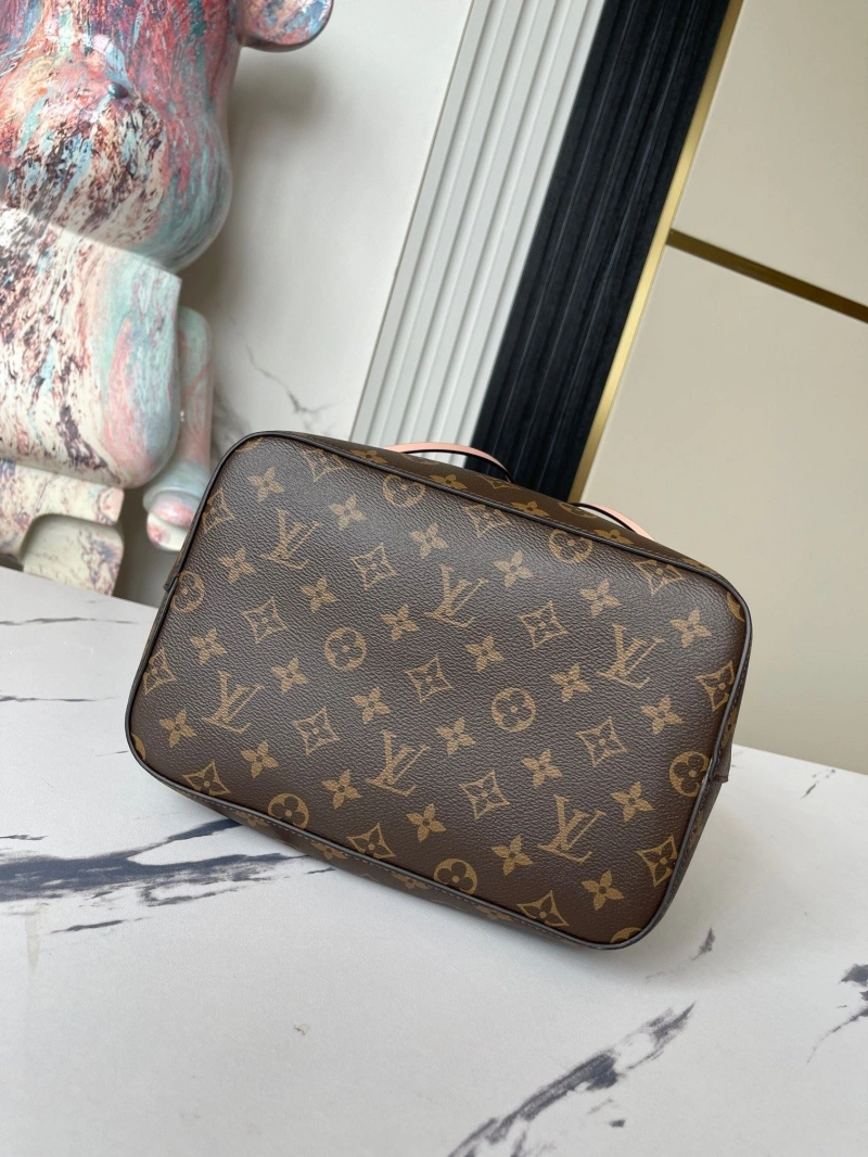 LV Bucket Bags 4233G-0687