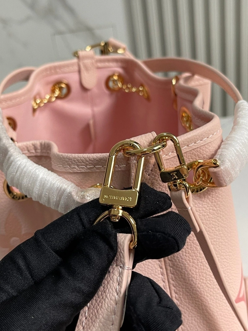 LV Bucket Bags 4233G-0690